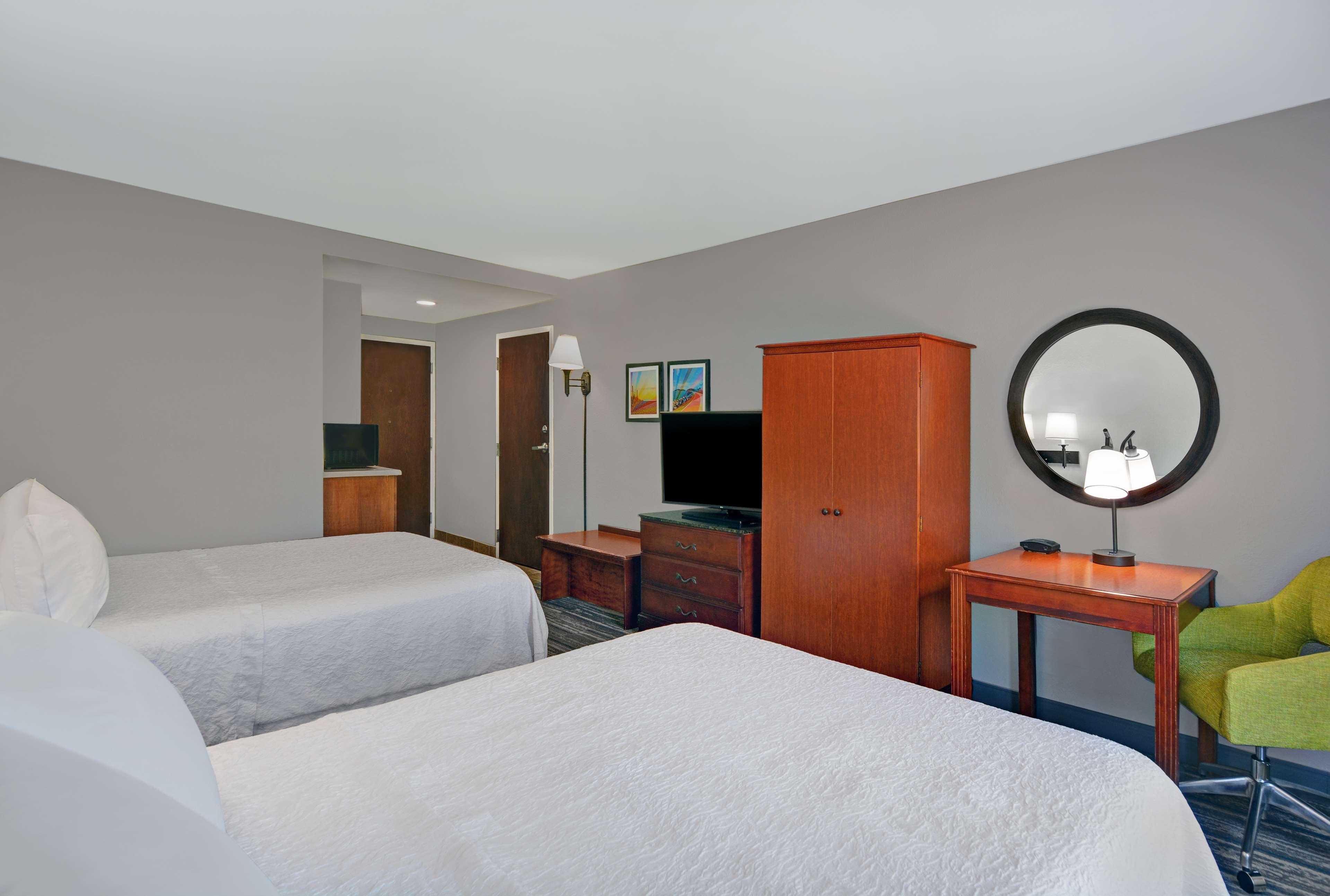 Hampton Inn By Hilton Panama City Beach Upper Grand Lagoon Екстер'єр фото