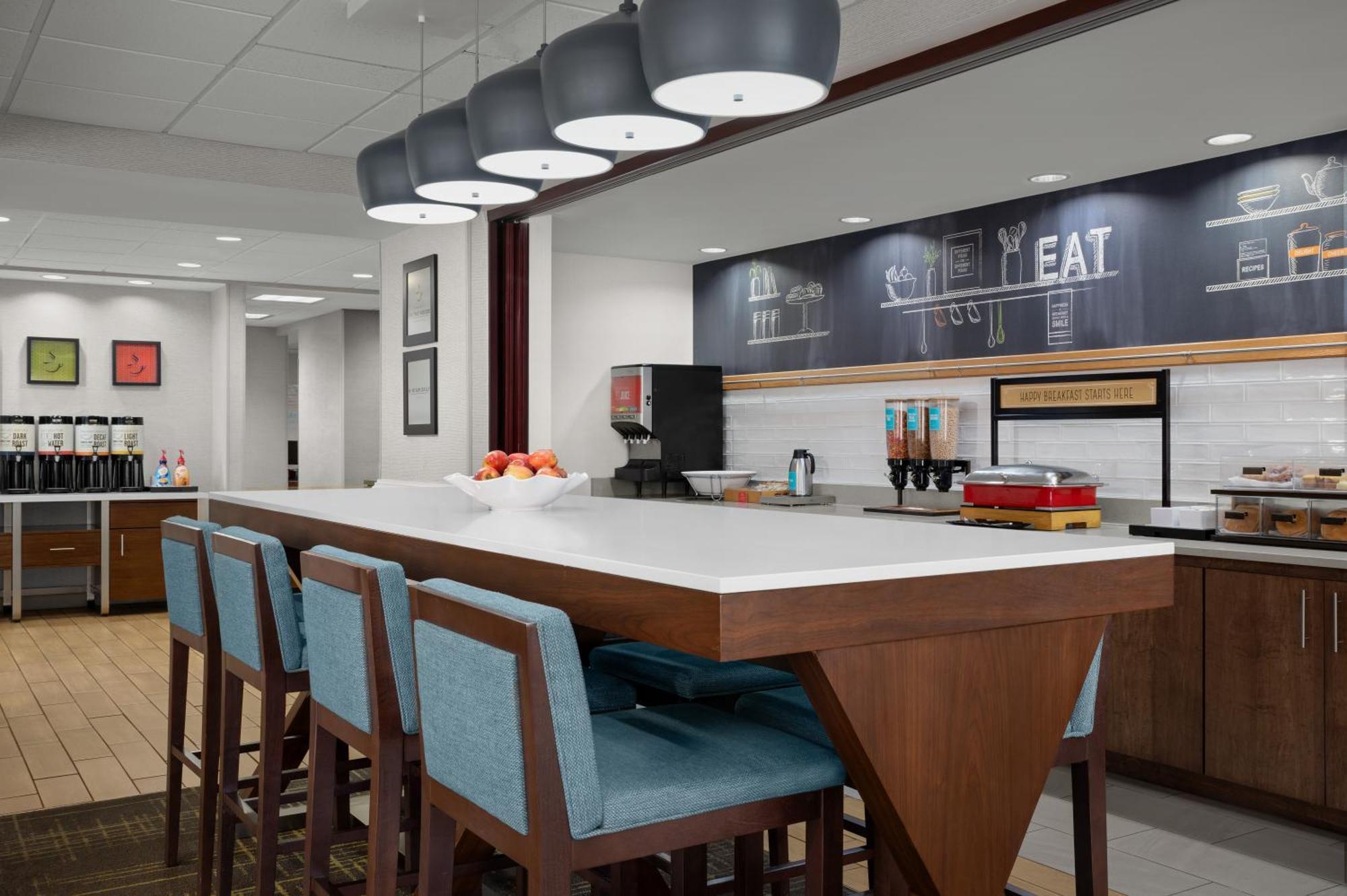 Hampton Inn By Hilton Panama City Beach Upper Grand Lagoon Екстер'єр фото