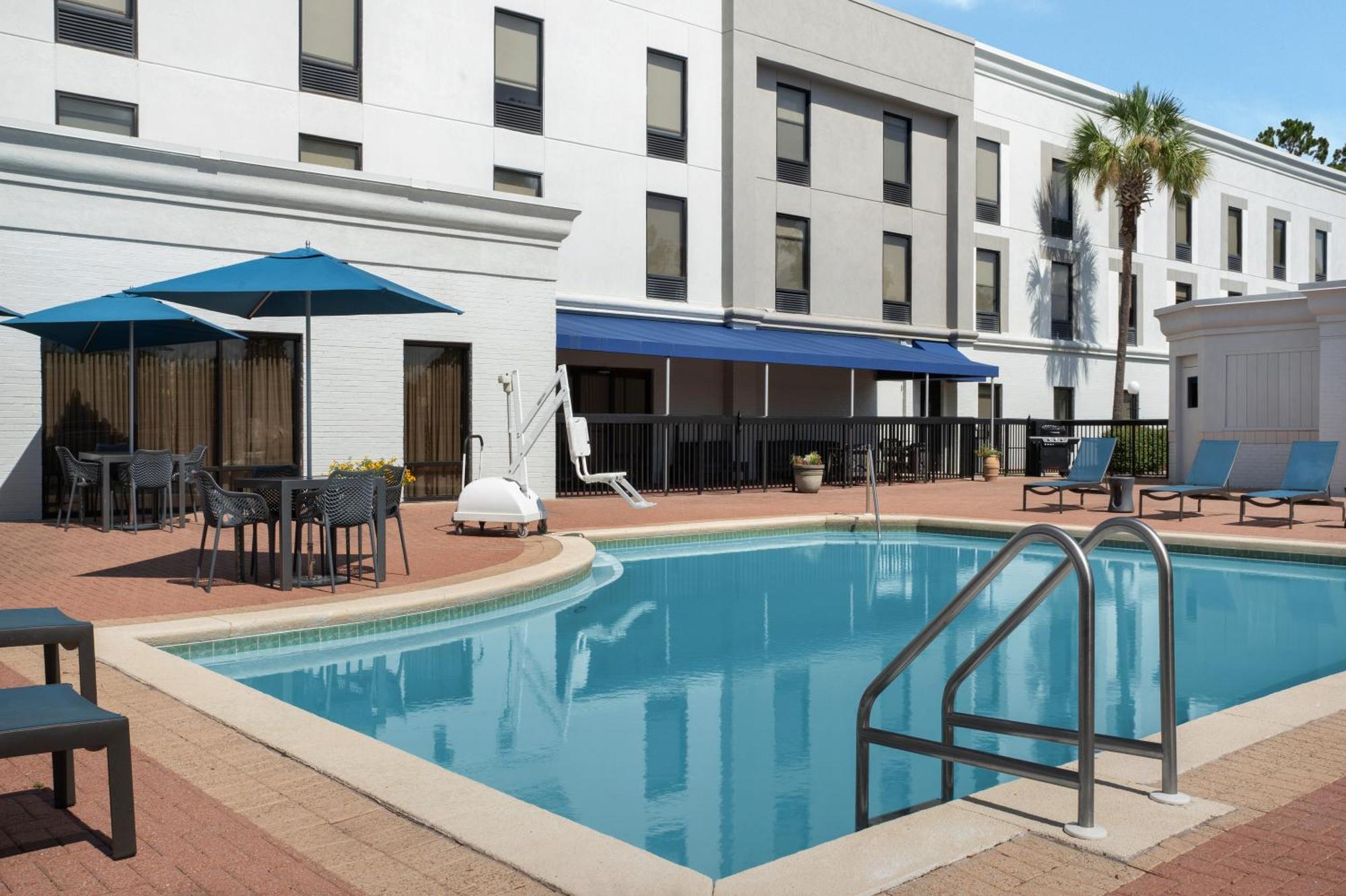 Hampton Inn By Hilton Panama City Beach Upper Grand Lagoon Екстер'єр фото