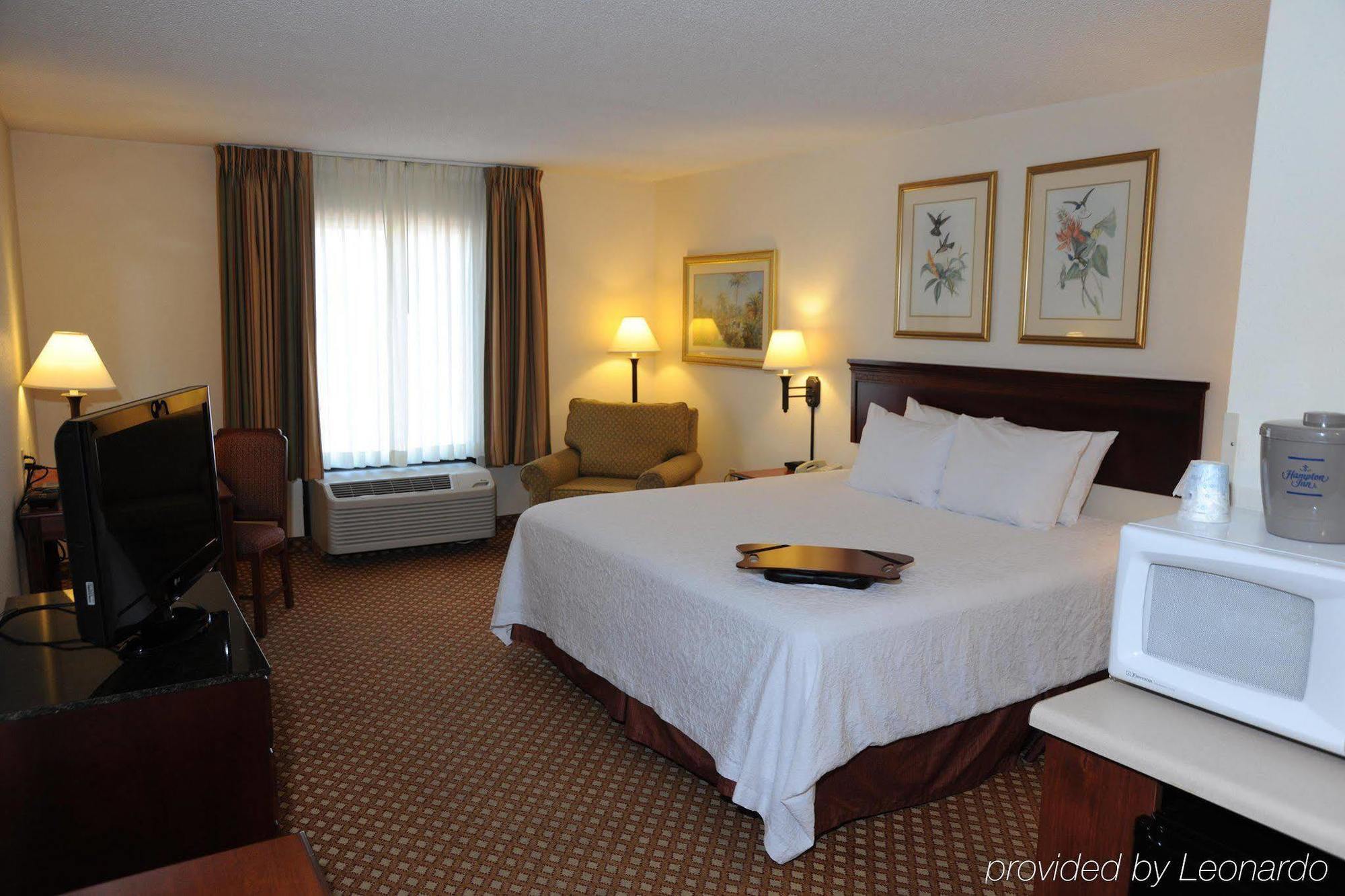 Hampton Inn By Hilton Panama City Beach Upper Grand Lagoon Екстер'єр фото