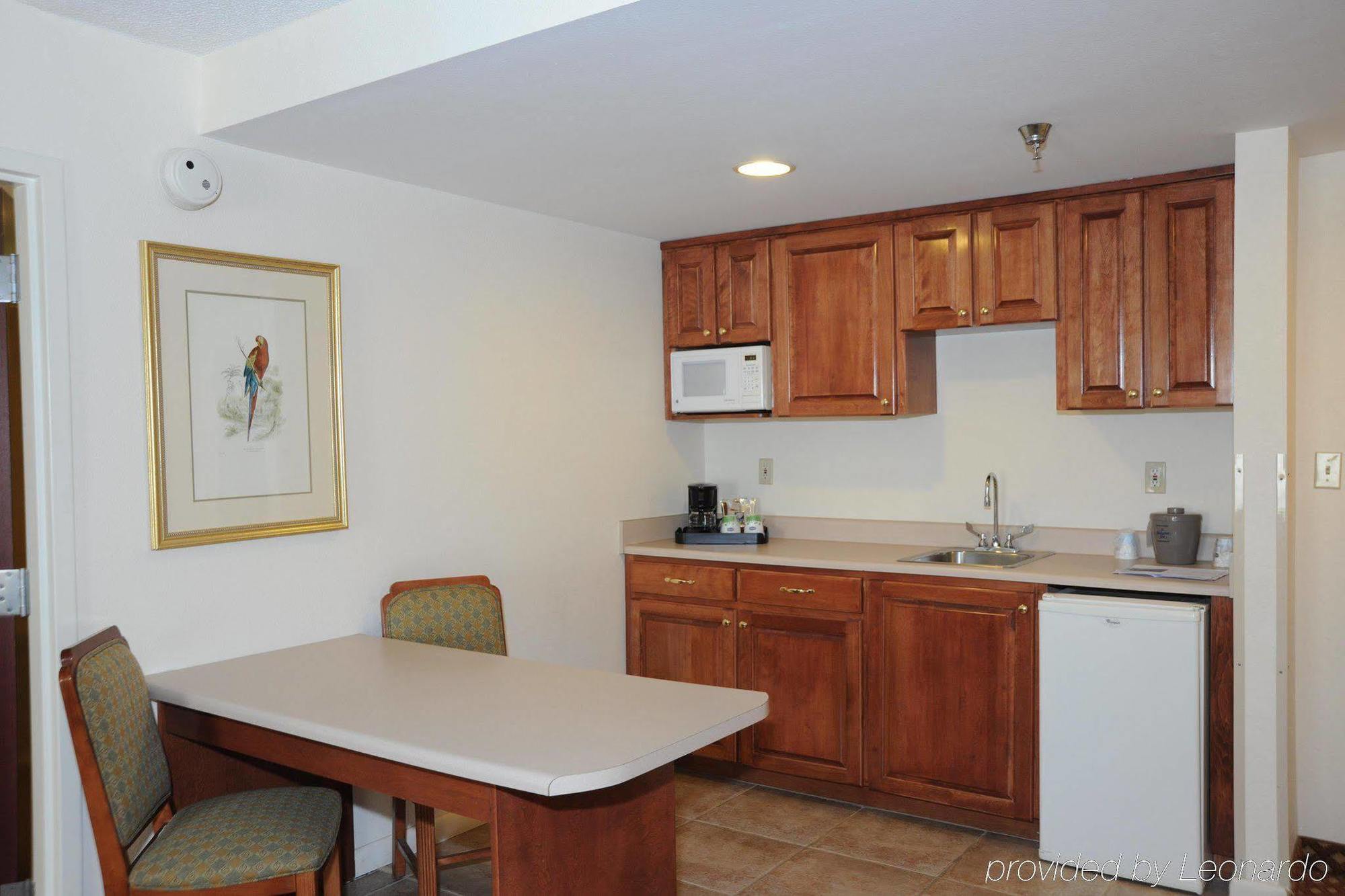 Hampton Inn By Hilton Panama City Beach Upper Grand Lagoon Екстер'єр фото